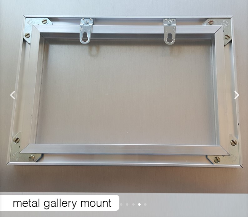 Metal_Gallery_mount.jpg